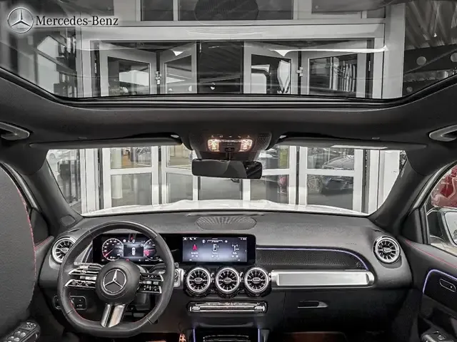 Mercedes-Benz GLB 200