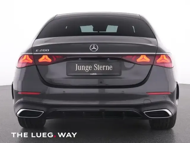 Mercedes-Benz E 200