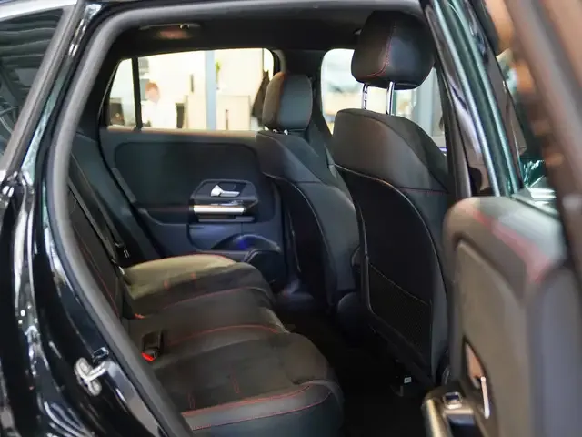 Mercedes-Benz EQA 300