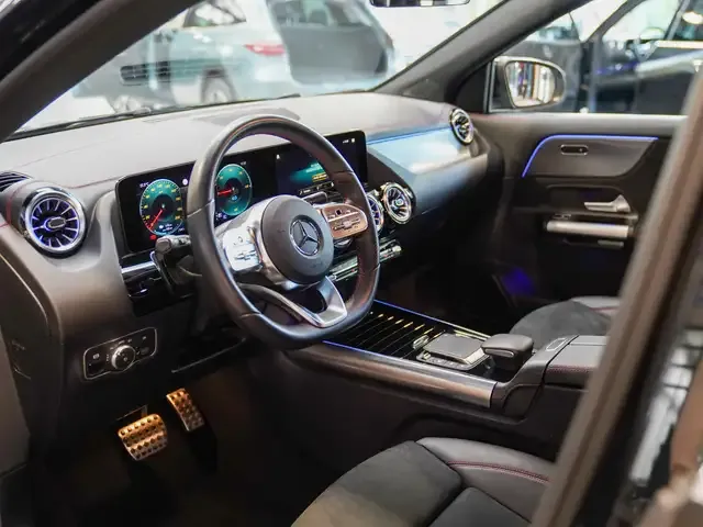 Mercedes-Benz EQA 300