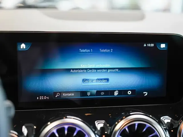 Mercedes-Benz EQA 300