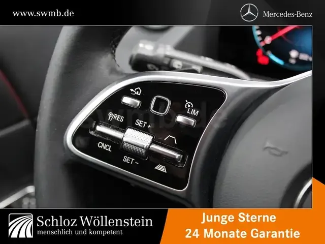 Mercedes-Benz GLA 220