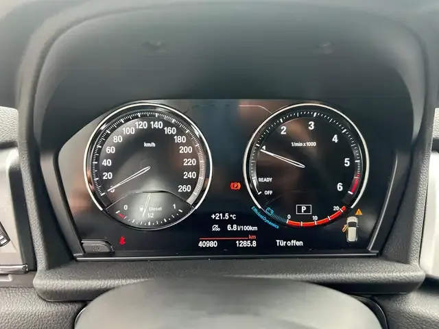 BMW 216