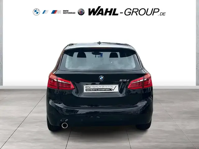BMW 216