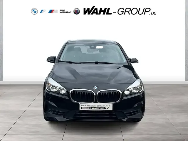 BMW 216