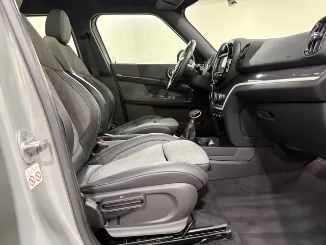 MINI Cooper SE Countryman