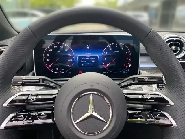 Mercedes-Benz CLE 200