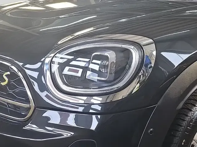 MINI Cooper SE Countryman