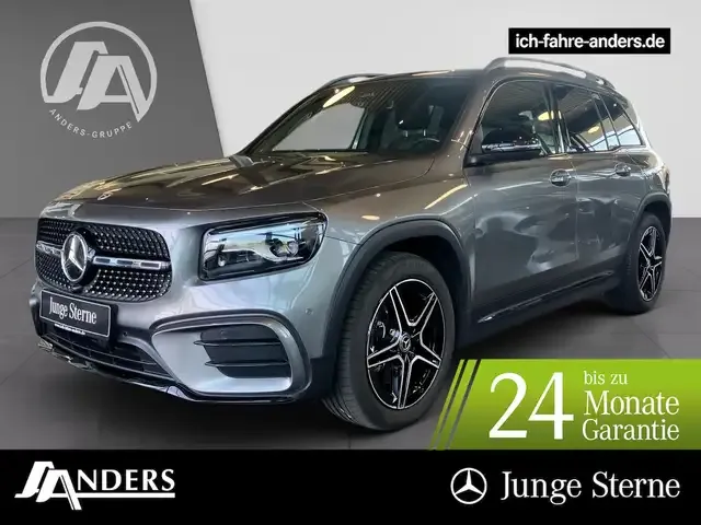 Mercedes-Benz GLB 220