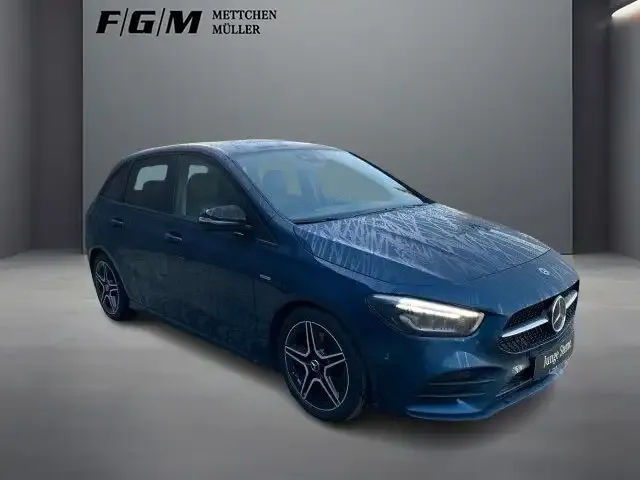 Mercedes-Benz B 250