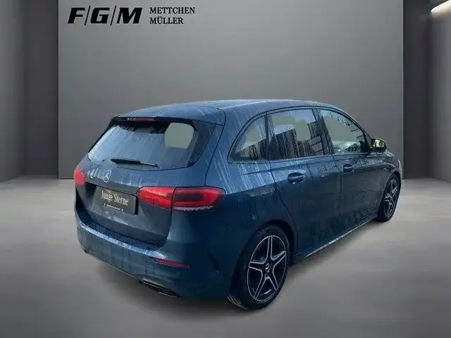 Mercedes-Benz B 250