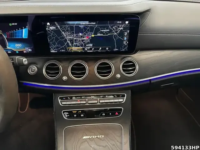 Mercedes-Benz E 63 AMG