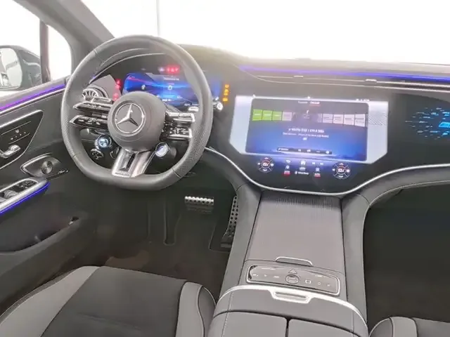 Mercedes-Benz EQE 43