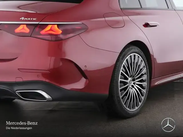 Mercedes-Benz E 400