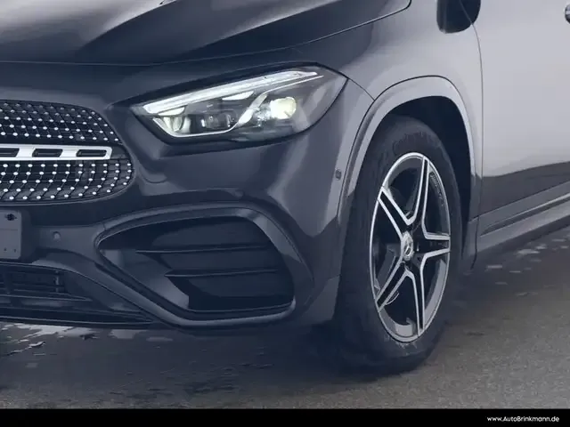 Mercedes-Benz GLA 180