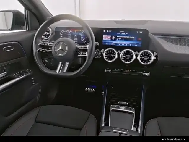 Mercedes-Benz GLA 180