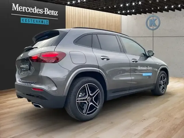 Mercedes-Benz GLA 250