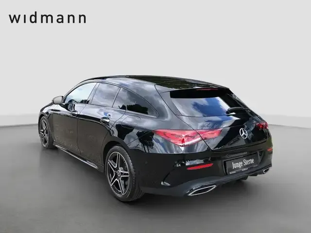 Mercedes-Benz CLA 220