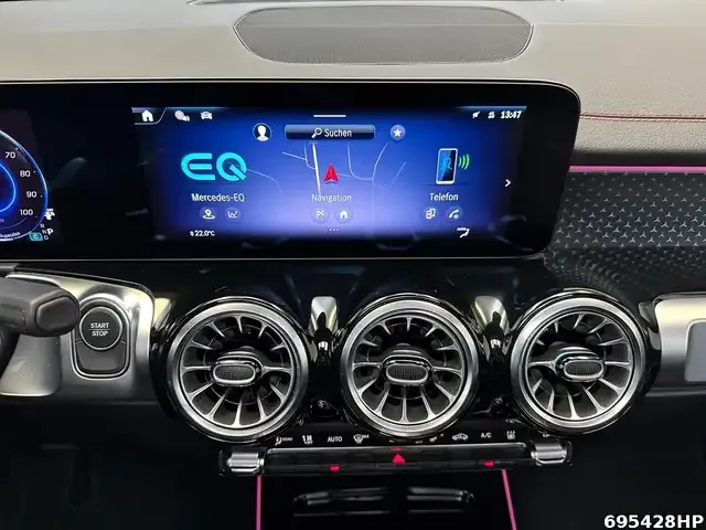 Mercedes-Benz EQB 300