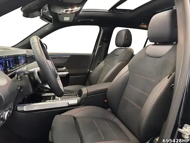 Mercedes-Benz EQB 300