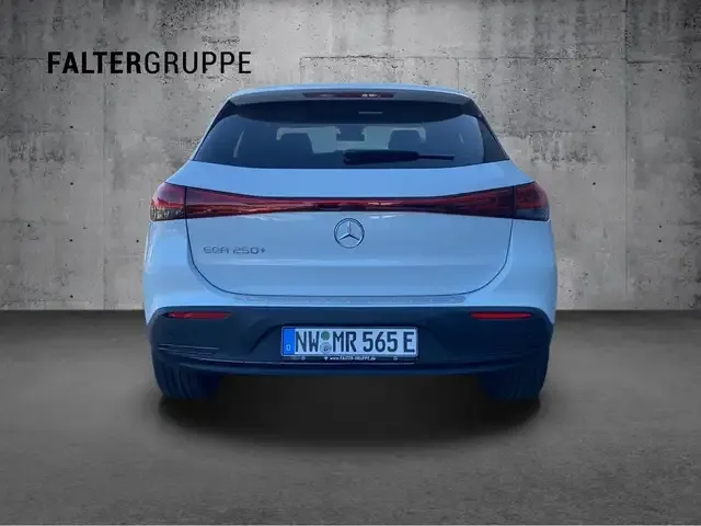 Mercedes-Benz EQA 250
