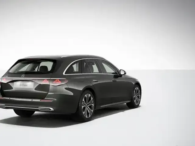 Mercedes-Benz E 200