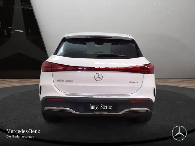 Mercedes-Benz EQA 300