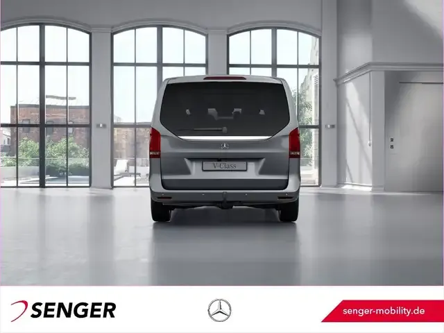 Mercedes-Benz V 250