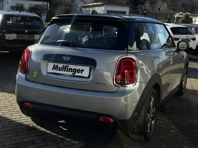 MINI Cooper SE