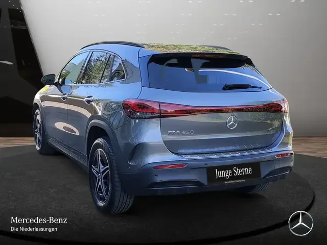 Mercedes-Benz EQA 250