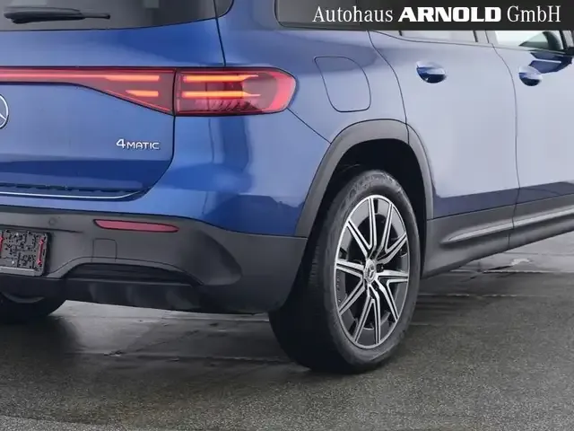 Mercedes-Benz EQB 300