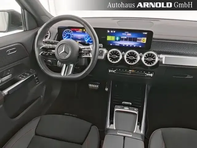 Mercedes-Benz EQB 300