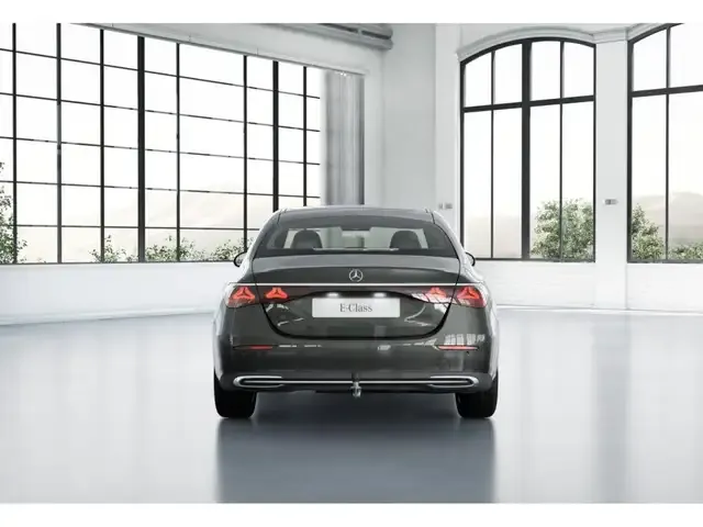 Mercedes-Benz E 200