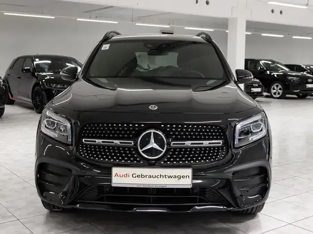 Mercedes-Benz GLB 200