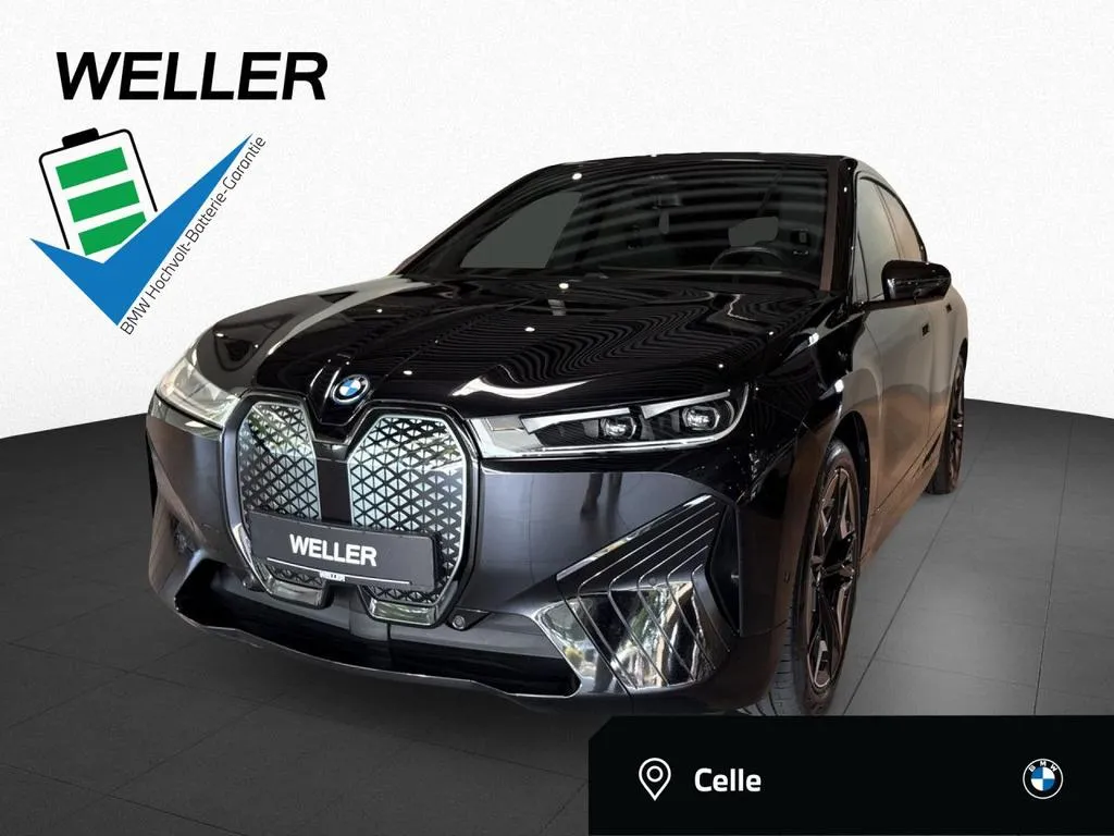 BMW iX