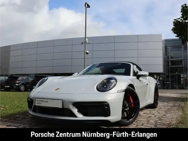 Porsche 992