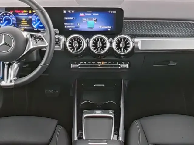 Mercedes-Benz EQB 300
