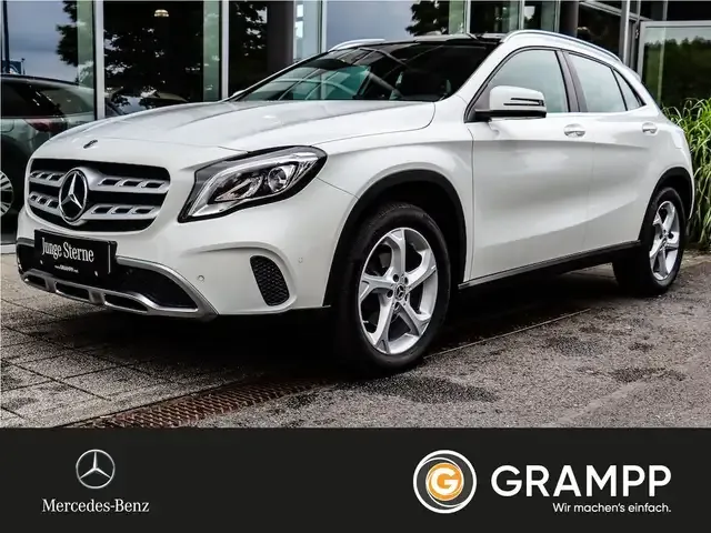 Mercedes-Benz GLA 180
