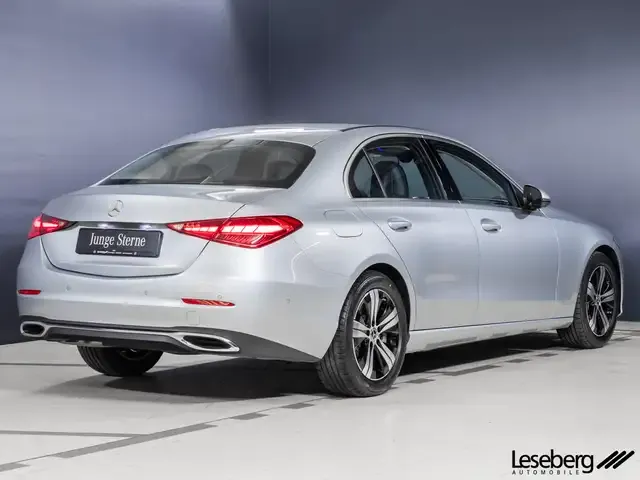 Mercedes-Benz C 220