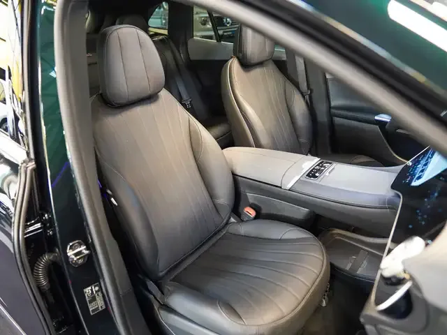 Mercedes-Benz EQE 500