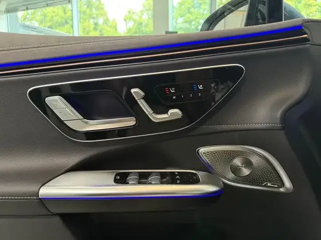 Mercedes-Benz EQE 350