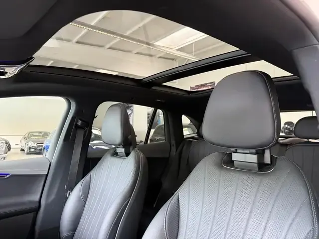 Mercedes-Benz EQE 350