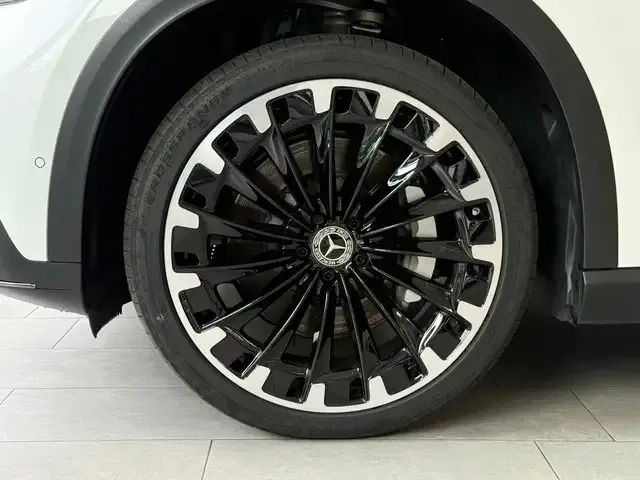 Mercedes-Benz EQE 350