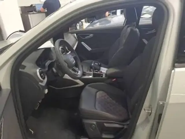 Audi SQ2