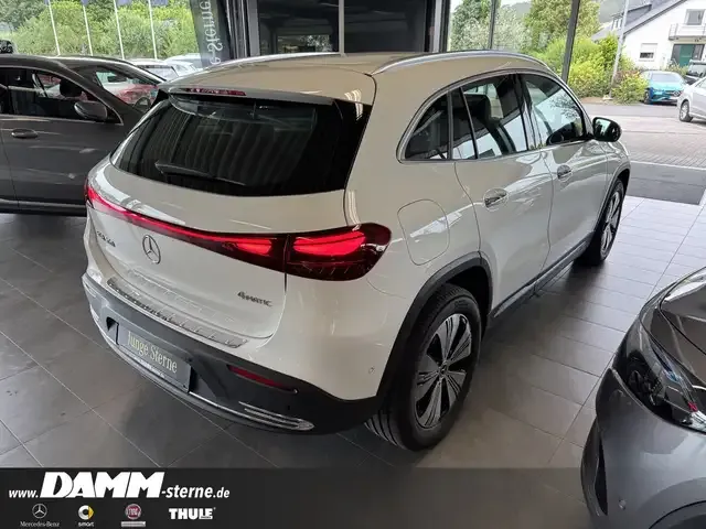 Mercedes-Benz EQA 300