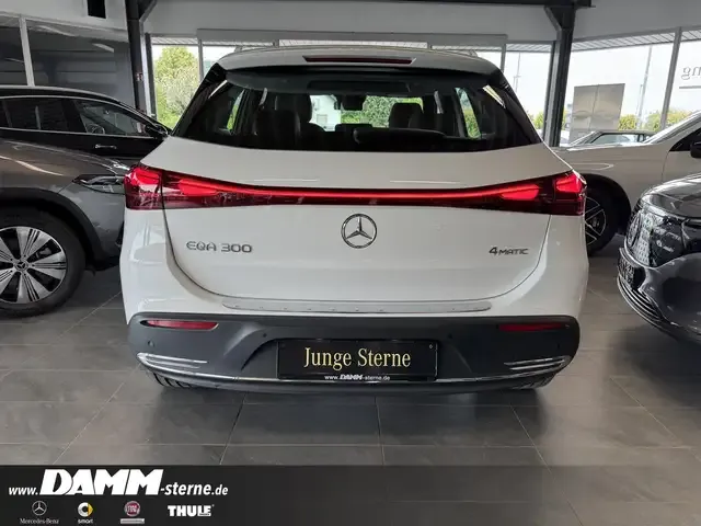 Mercedes-Benz EQA 300