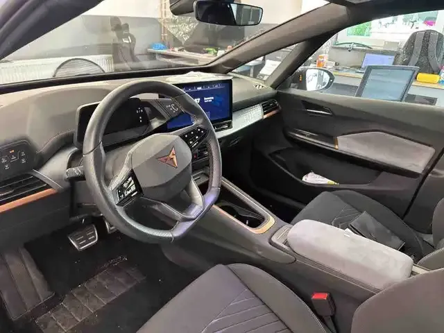 CUPRA Born