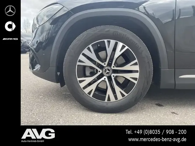 Mercedes-Benz GLA 220