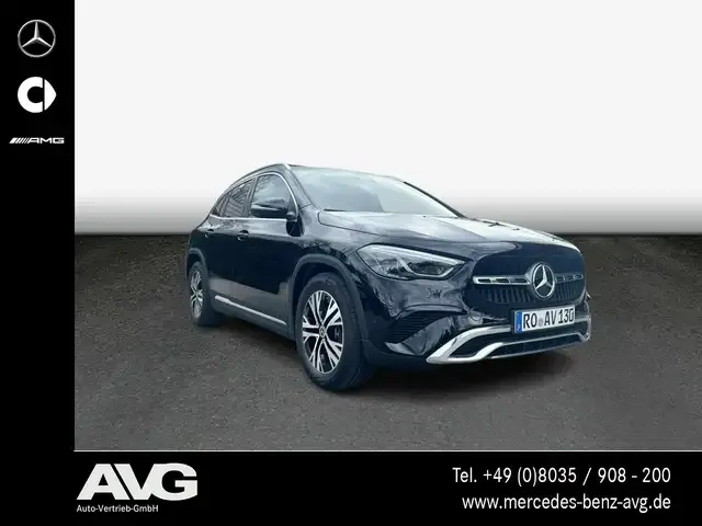Mercedes-Benz GLA 220