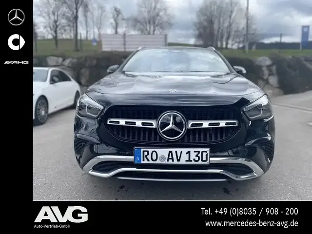 Mercedes-Benz GLA 220
